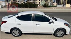 نيسان فيرسا